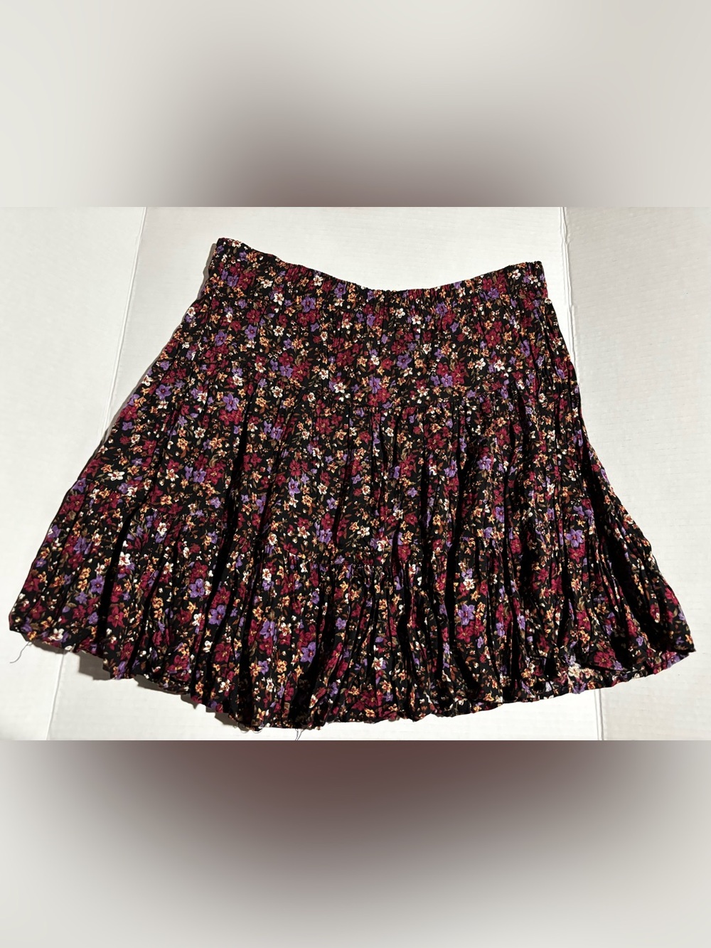 Vintage Y2K California Concepts floral mini skirt